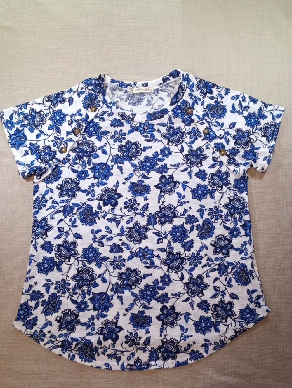Malden White Top with Blue Floral Pattern and Shoulder Buttons
